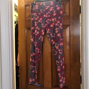 LULAROE SIZE TC LEGGINGS EUC